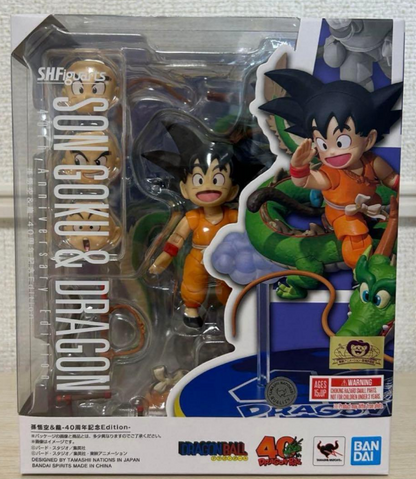 BANDAI Dragon Ball S.H.Figuarts Son Goku & Dragon 40th Anniversary Edition