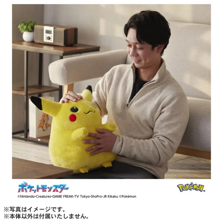TAKARA TOMY Pokémon 30th Anniversary Welcome Back! Pikachu 1/1 Scale Figure