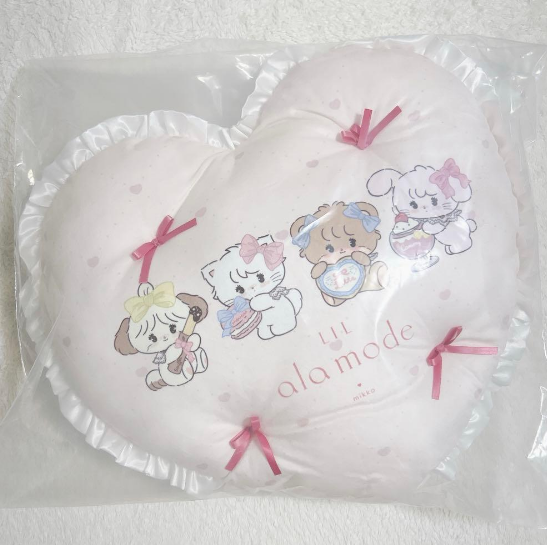 Ichiban Kuji mikko Lil ala mode Sweets Dresser A Prize Heart Frill Cushion 2026