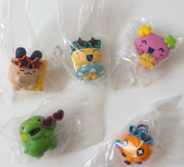 Tamagotchi Vacation with Everyone! Figure Complete Set of 5 Capsule Toy NEW